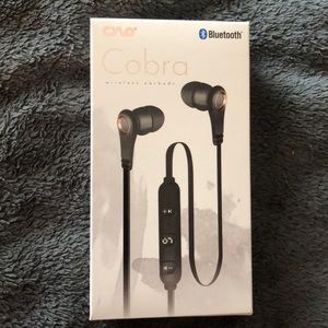 CYLO’s Cobra Wireless Bluetooth Ear Buds